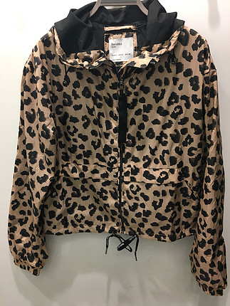 Bershka yağmurluk