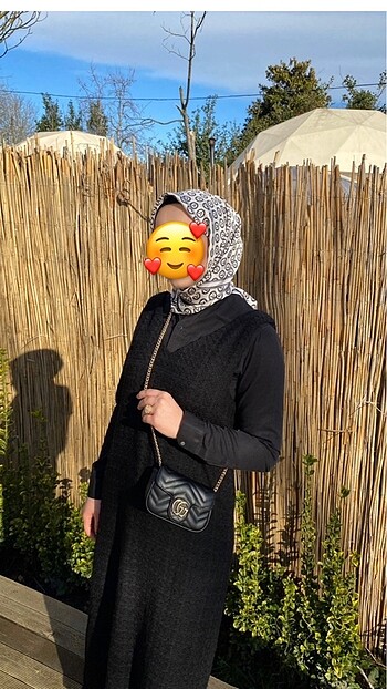 Siyah jile elbise