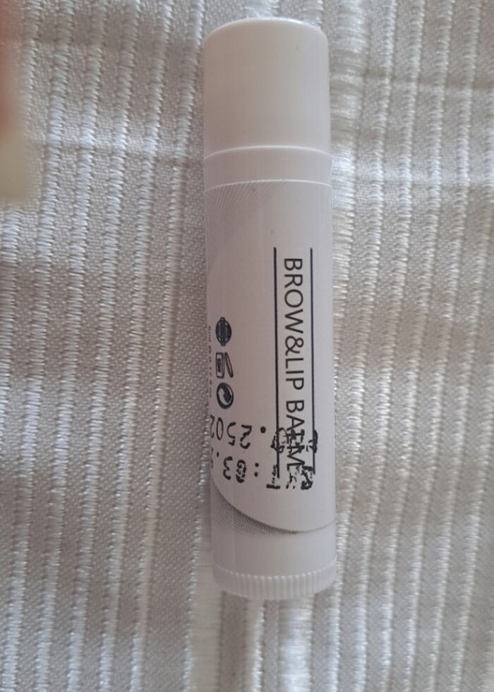 EDA AYTEKİN BROW&LİP BALM KAŞ FARI VE DUDAK BAKIMI - Görsel 2