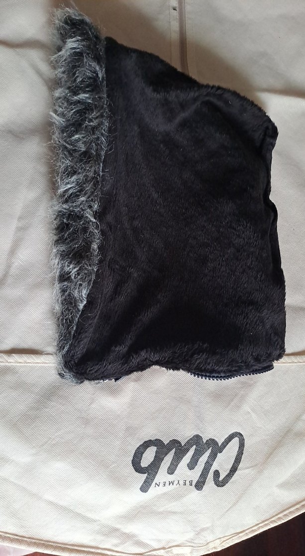 Çift taraflı kullanılabılecek.Gri,siyah Kürklü Kadın Bere - Görsel 2