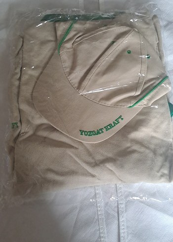 Yeşil Düğmeli Regular Fit Polo Tişört ve kasket - Görsel 3