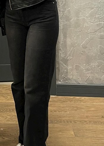 Siyah bol paça kot pantolon - Görsel 2