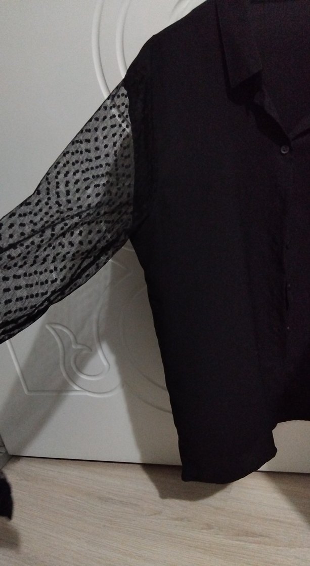 Siyah Uzun Kollu Düğmeli Gotik Gömlek - Görsel 3