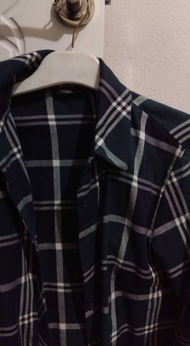 Düğmeli, Uzun Kollu Mavi Kadın Gömlek - Görsel 3