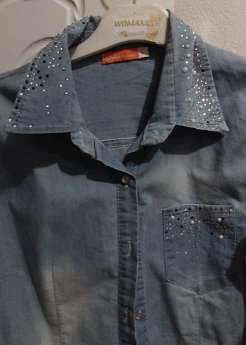 Mavi Parlak Düğmeli Denim Kadın Gömlek - Görsel 2