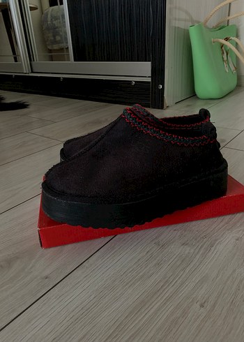 Ugg Siyah kadın bot