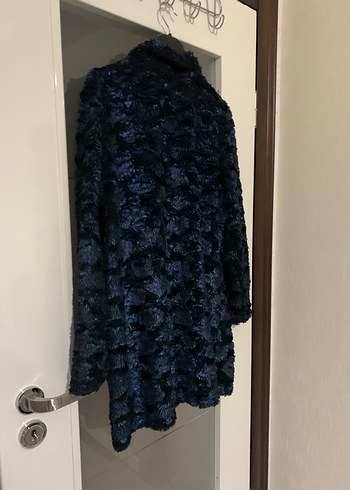 Mavi Bağlama Desenli Kadın Suni Kürk Ceket - Görsel 4