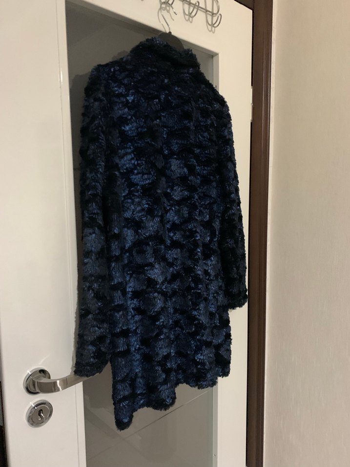 Mavi Bağlama Desenli Kadın Suni Kürk Ceket - Görsel 4