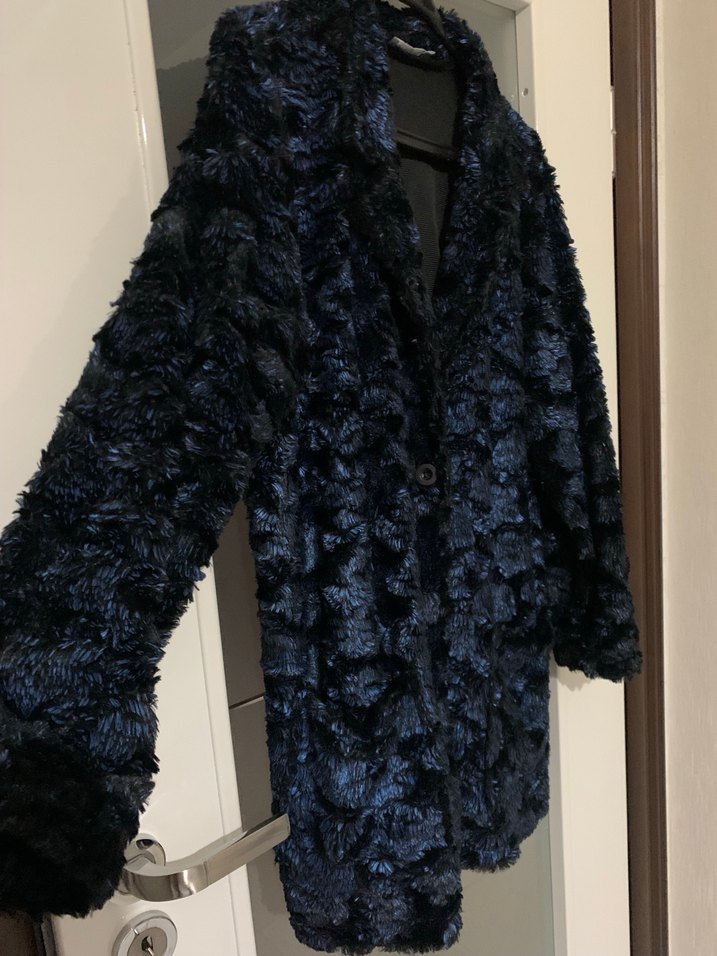 Mavi Bağlama Desenli Kadın Suni Kürk Ceket - Görsel 2