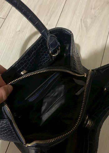 Kroko Desenli Siyah Deri Kadın Çanta - Görsel 10