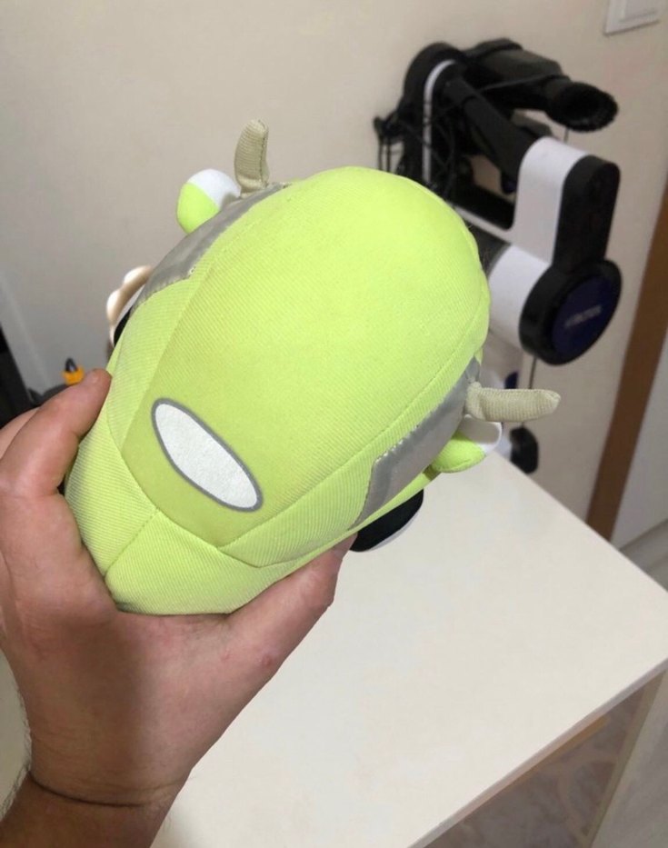 Yeşil Disney Cars Mike peluş araba - Görsel 4