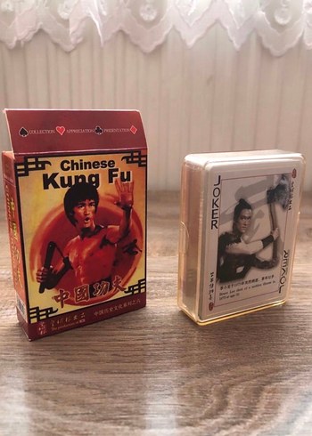 Kırmızı Çin Kung Fu Oyun Kartları Seti bruce Lee - Görsel 2