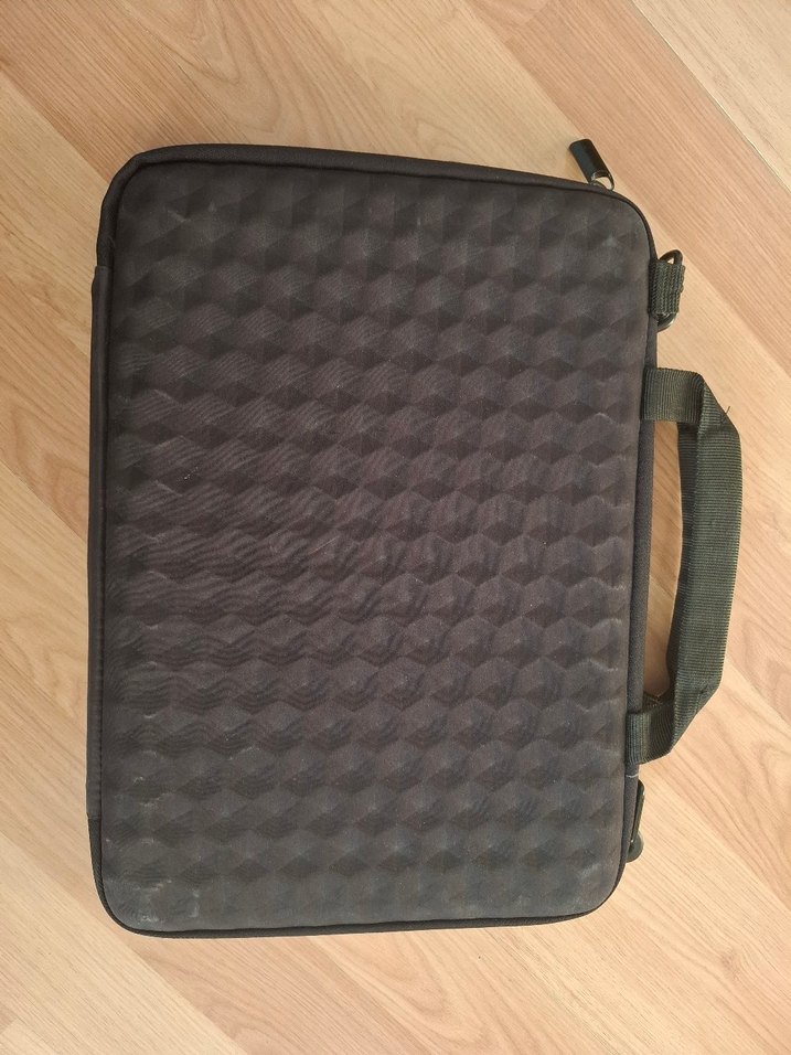 Kadın Siyah Yılan Desenli Laptop Çantası - Görsel 2