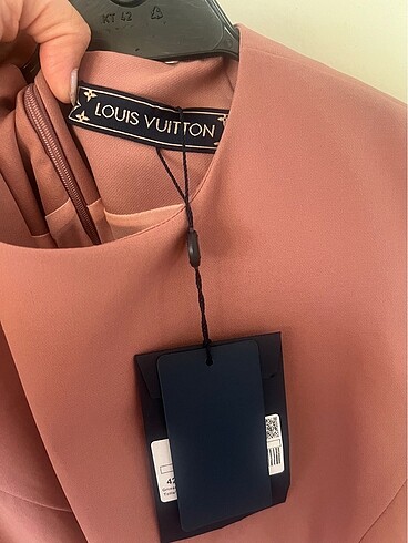 Louis Vuitton Şık elbise