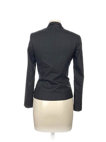 34 Beden Fabrika Blazer %70 İndirimli.