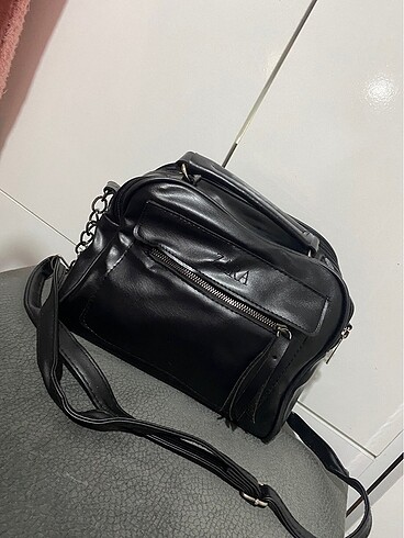 Zara Siyah çapraz çanta