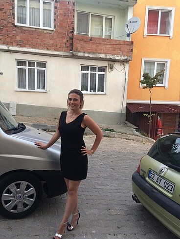 Siyah kısa elbise