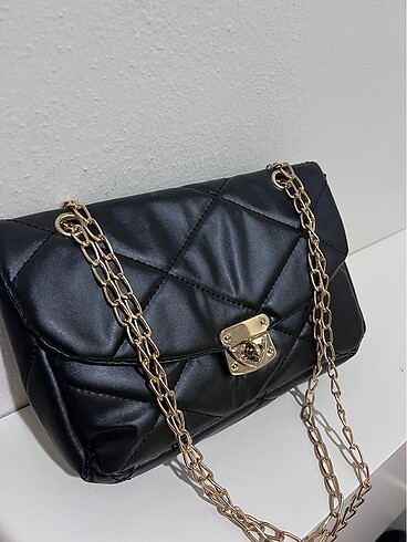 Siyah çanta - Görsel 3