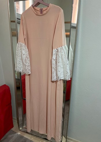 Dantel Detaylı Bej Uzun Kollu Elbise - Görsel 3