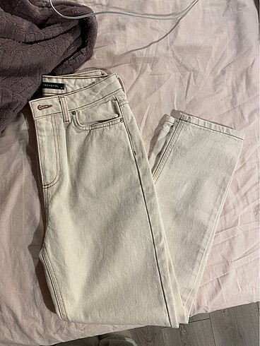 trendyol beyaz basic pantolon