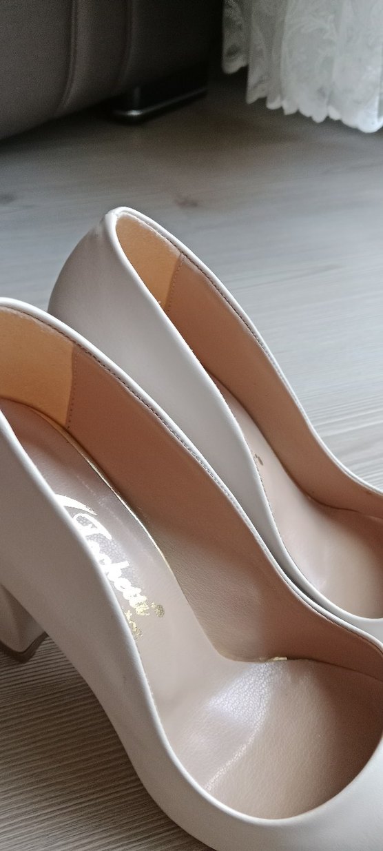 Beyaz Bağcıklı Stiletto Topuklu Kadın Ayakkabı - Görsel 3