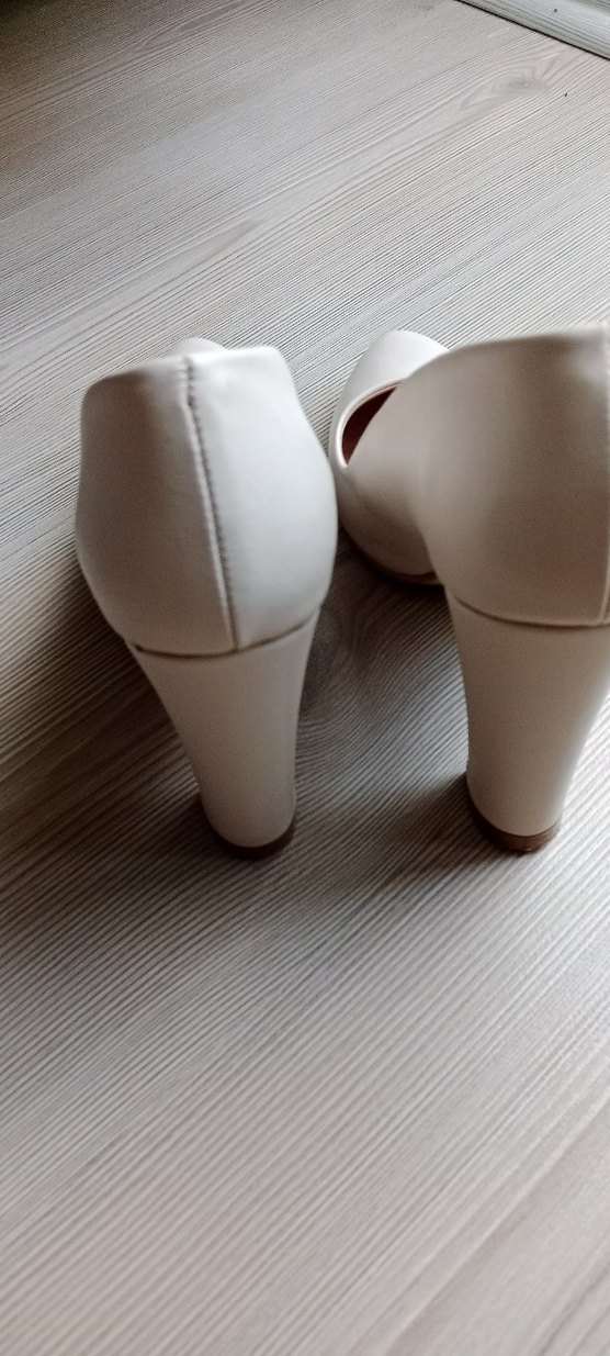 Beyaz Bağcıklı Stiletto Topuklu Kadın Ayakkabı - Görsel 4