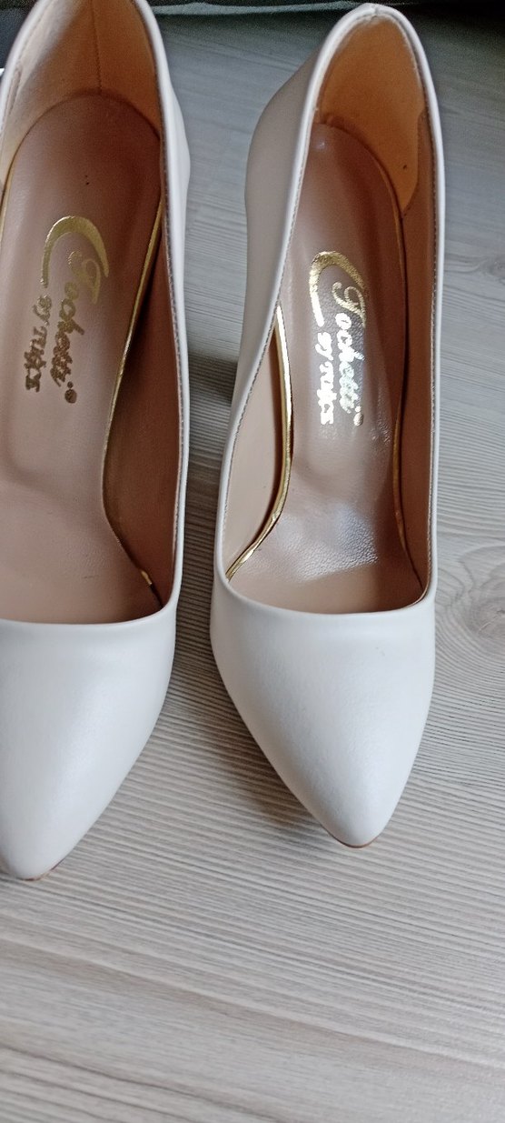 Beyaz Bağcıklı Stiletto Topuklu Kadın Ayakkabı - Görsel 2