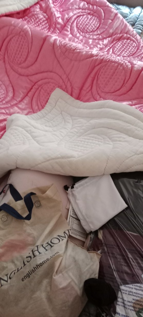 Parlak Pembe Desensiz Yorgan - Görsel 3