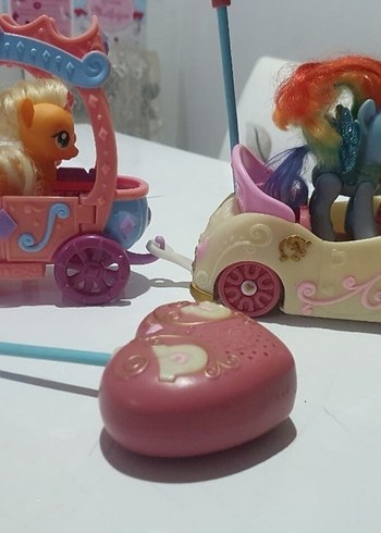  Beden Renk Renkli Atlıkarınca Figür Oyuncak