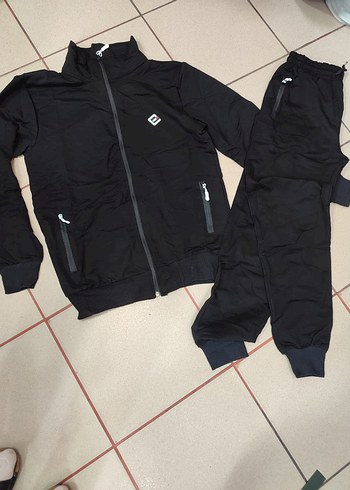 Kırmızı Fermuarlı Erkek Sırt Çantası - Görsel 11