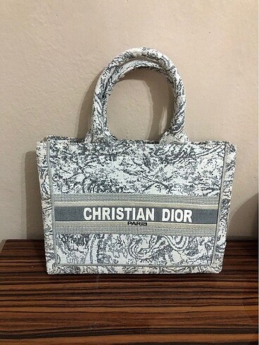 Christian dior çanta