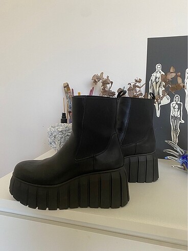 Bershka Bershka platform topuk y2k bot