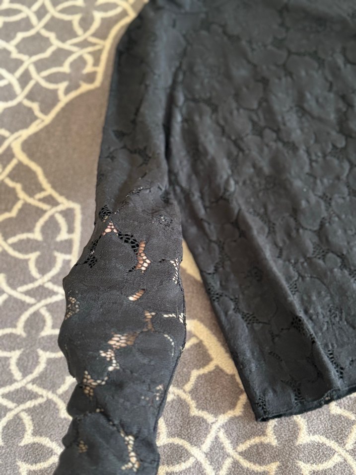 Dantel Detaylı Bluz - Görsel 3