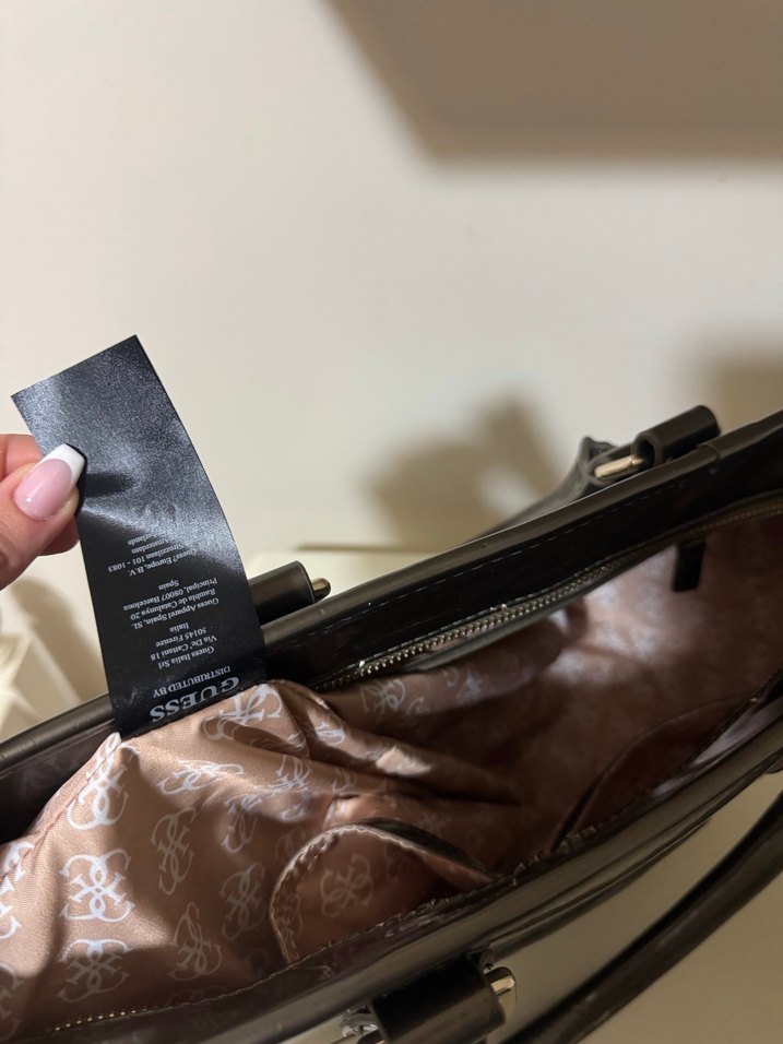 Guess çanta - Görsel 2