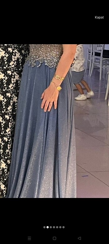 s Beden Üstü işlemeli altı tül elbise
