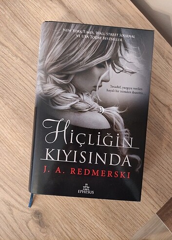 Hiçliğin Kıyısında kitap 