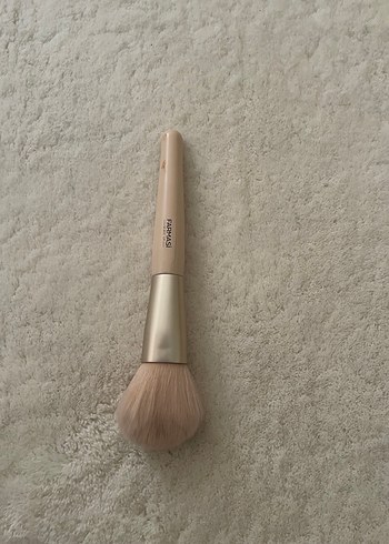 Farmasi Makyaj Fırçası - Görsel 3