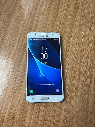 Samsung Galaxy J7 Telefon