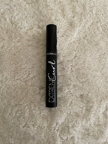 Farmasi Farmasi Extreme Curl Maskara