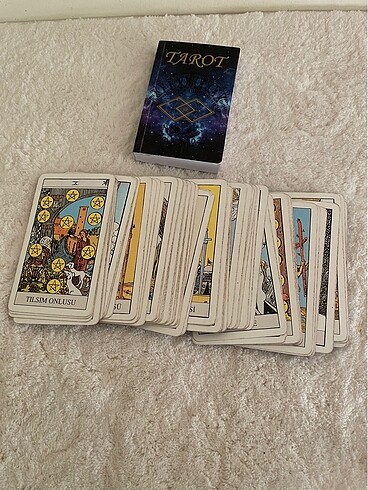 Tarot Kartları Ve kitapçığı