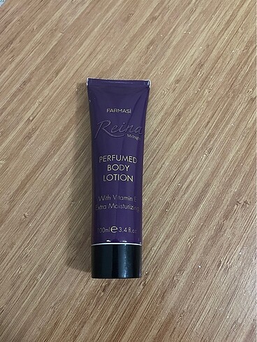 Farmasi Reina Vücut Losyonu - Görsel 2