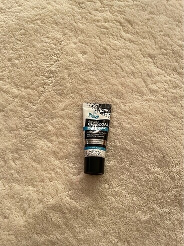 Farmasi Siyah Maske - Görsel 2