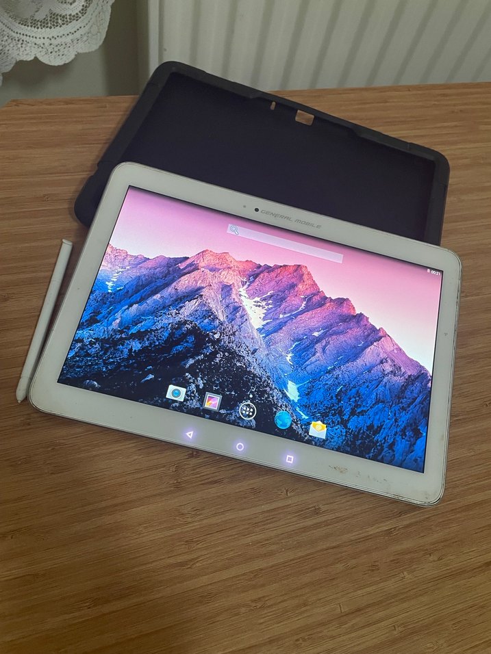 Beyaz Tablet ve Dokunmatik Kalem - Görsel 5