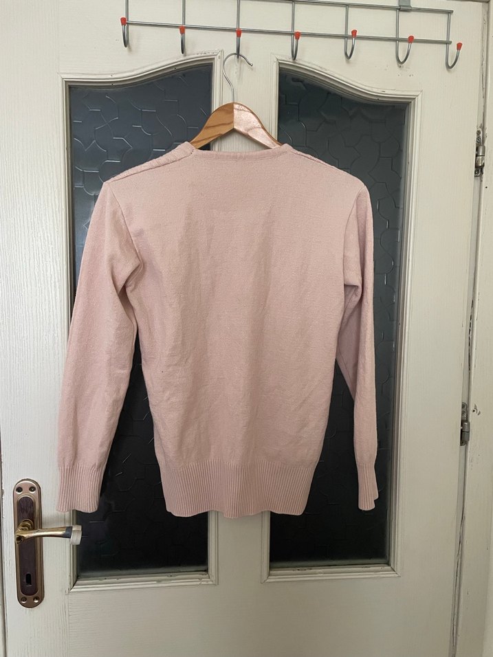 Nakış Detaylı Bej Triko Kazak - Görsel 5