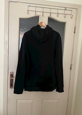 Siyah Kapüşonlu Uzun Kollu Sweatshirt - Görsel 4