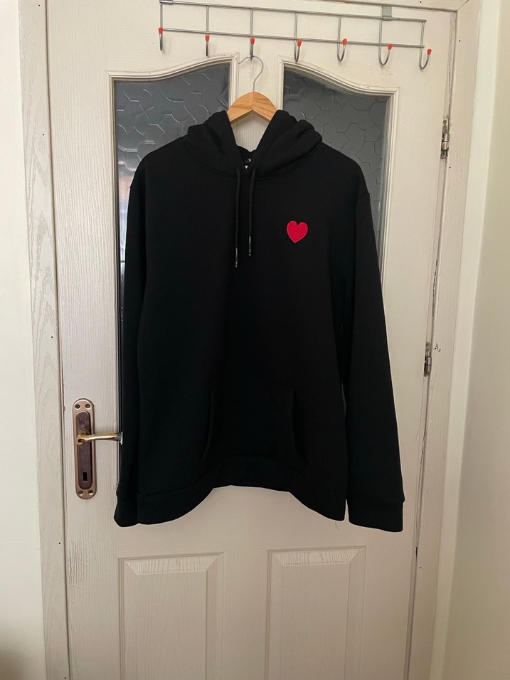 Siyah Kapüşonlu Uzun Kollu Sweatshirt - Görsel 2