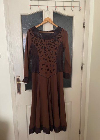 Kahverengi Tesettür  Elbise - Görsel 2
