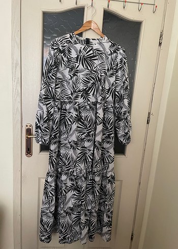 Bayan Tesettür Elbise 42 Beden - Görsel 2