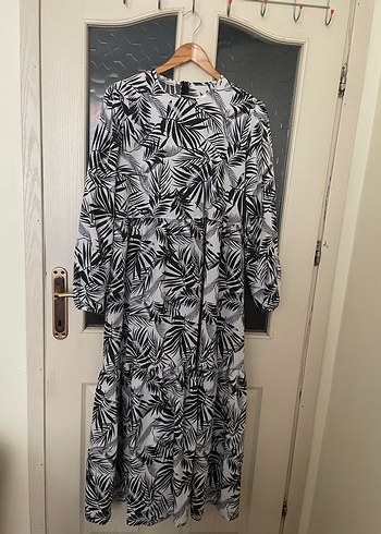 Bayan Tesettür Elbise 42 Beden - Görsel 3