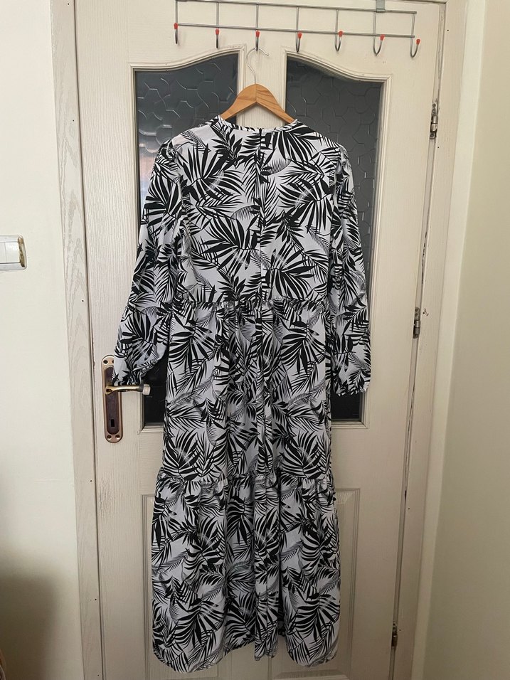 Bayan Tesettür Elbise 42 Beden - Görsel 4